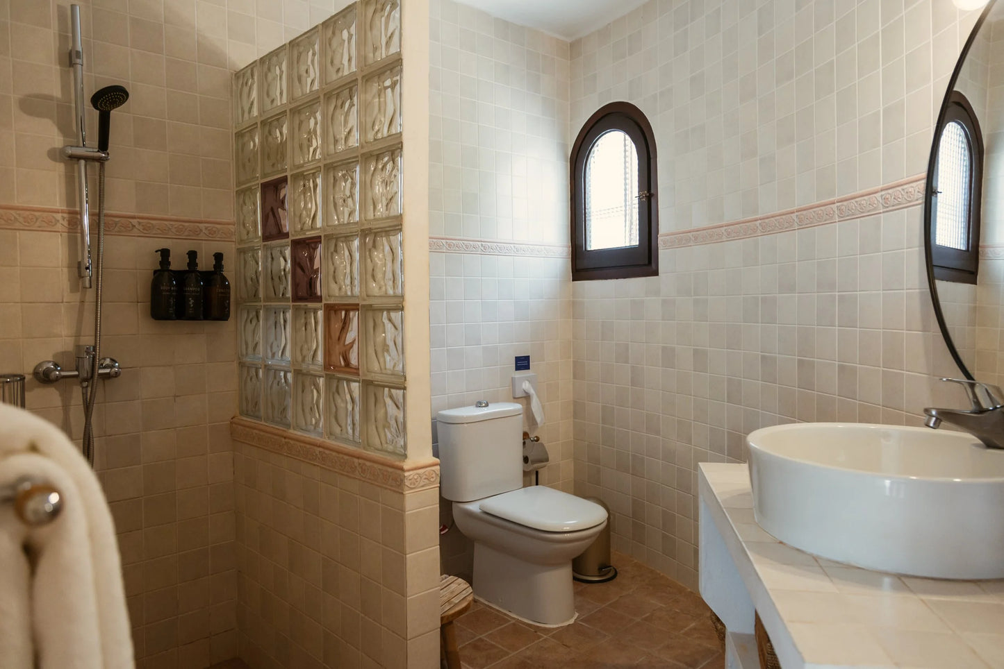 Private Room Inside of a Two Bedroom Apartment